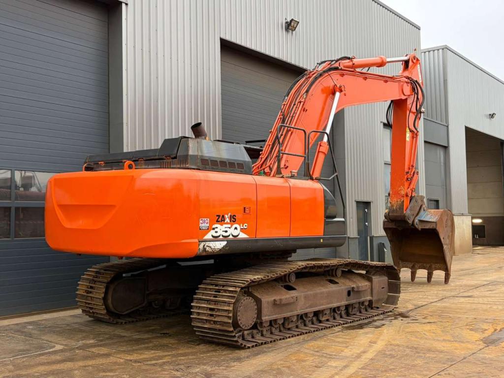 Hitachi ZX350LC-6 Foto 5