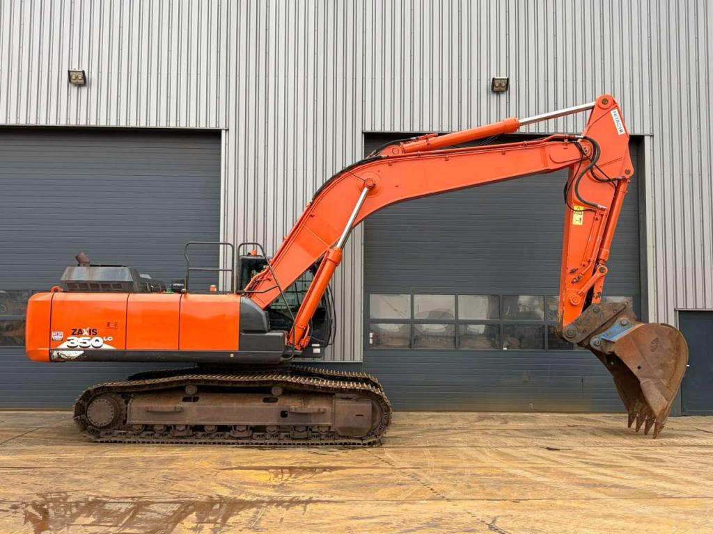 Hitachi ZX350LC-6 Foto 6