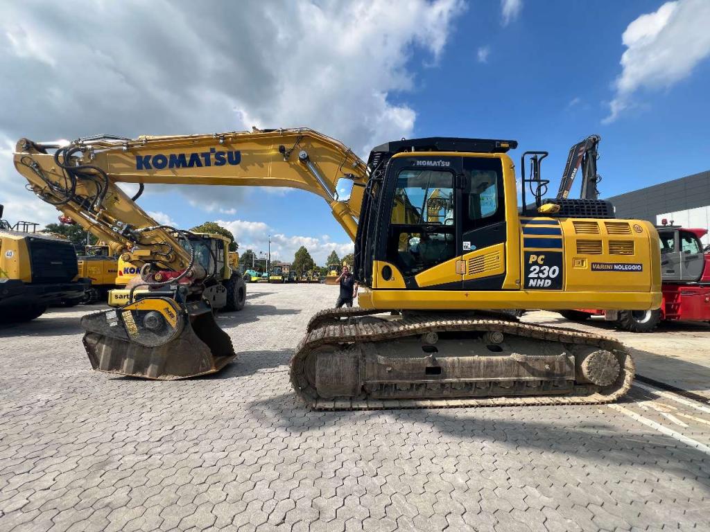 Komatsu PC230NHD-11E0 Foto 10