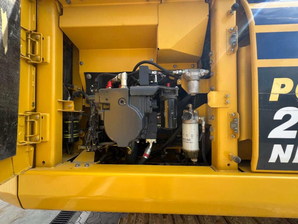 Komatsu PC230NHD-11E0 Foto 23