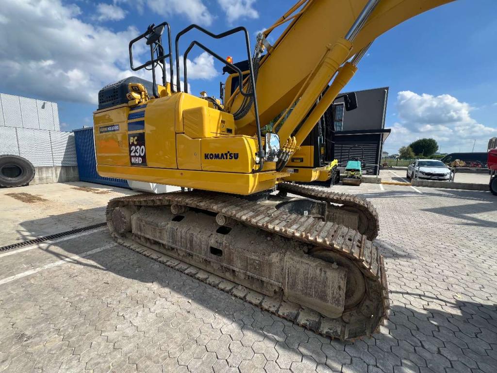 Komatsu PC230NHD-11E0 Foto 4