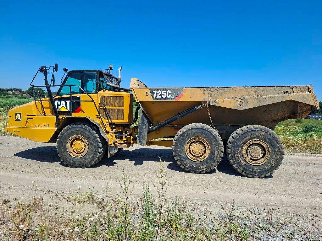 Caterpillar 725C2 Foto 1