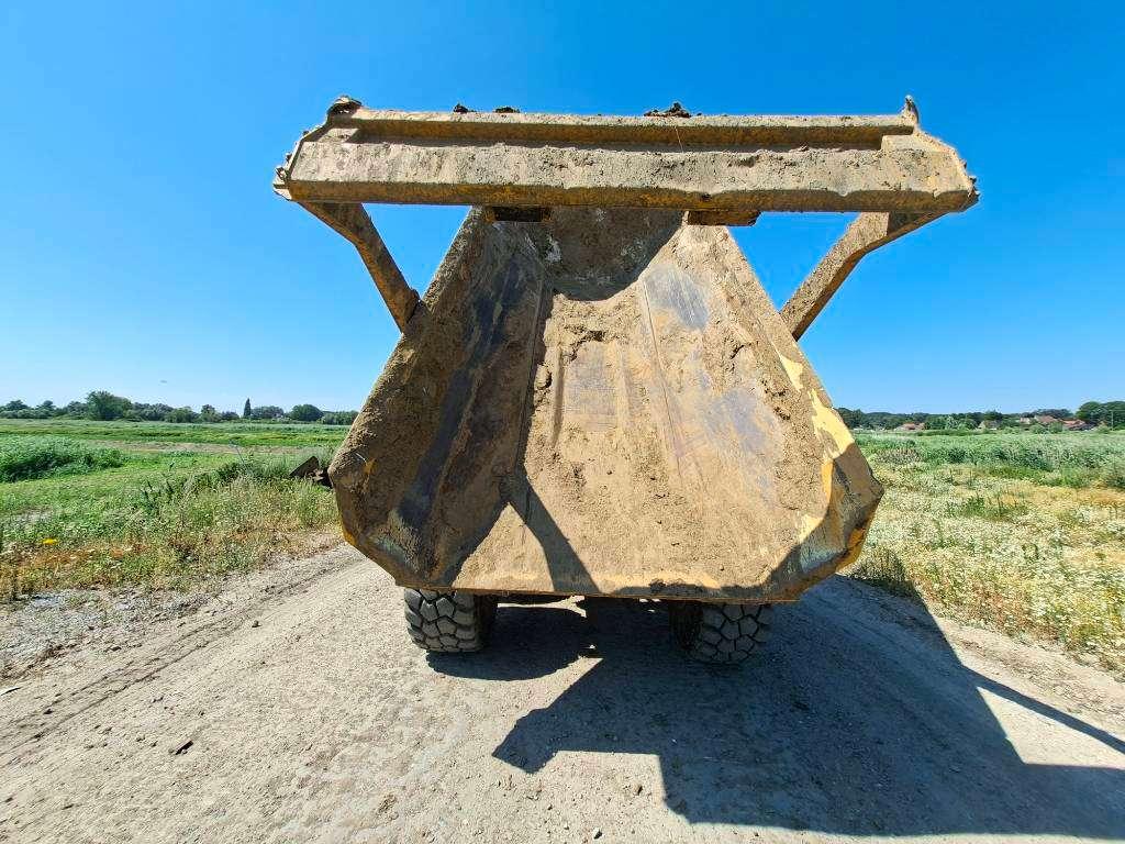 Caterpillar 725C2 Foto 22