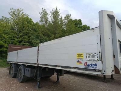 Lecitrailer CASSONATO in vendita da Bartoli Rimorchi S.p.a.