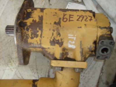 Pompa idraulica per Caterpillar IT28B in vendita da CERVETTI TRACTOR Srl