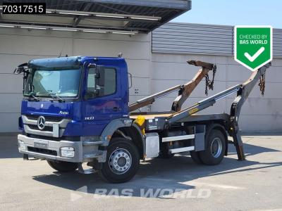 Mercedes-Benz Axor 1933 4X2 13tons Palfinger Absetzkipper Big-Axle Manual Euro 5 in vendita da BAS World B.V.