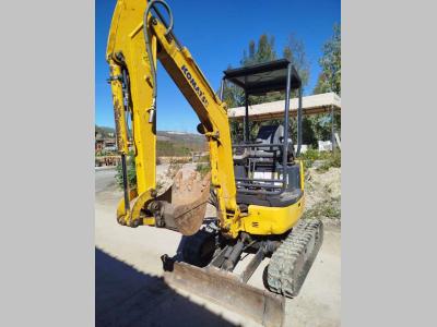 Komatsu PC16R-3HS in vendita da Omeco Spa