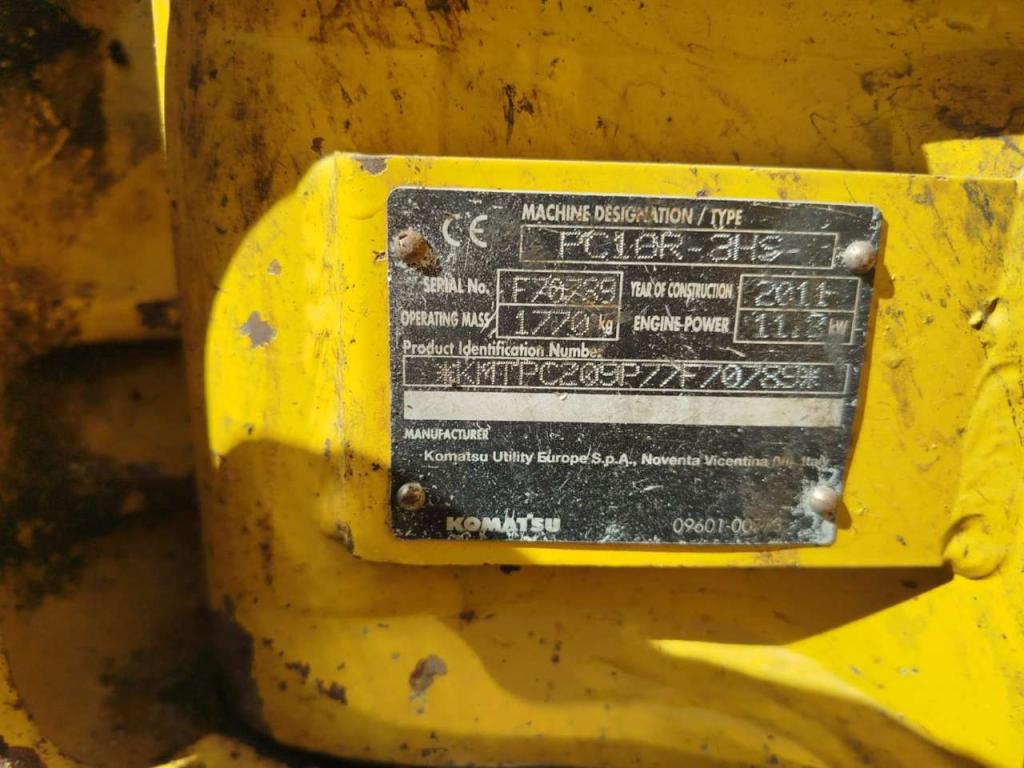 Komatsu PC16R-3HS Foto 6