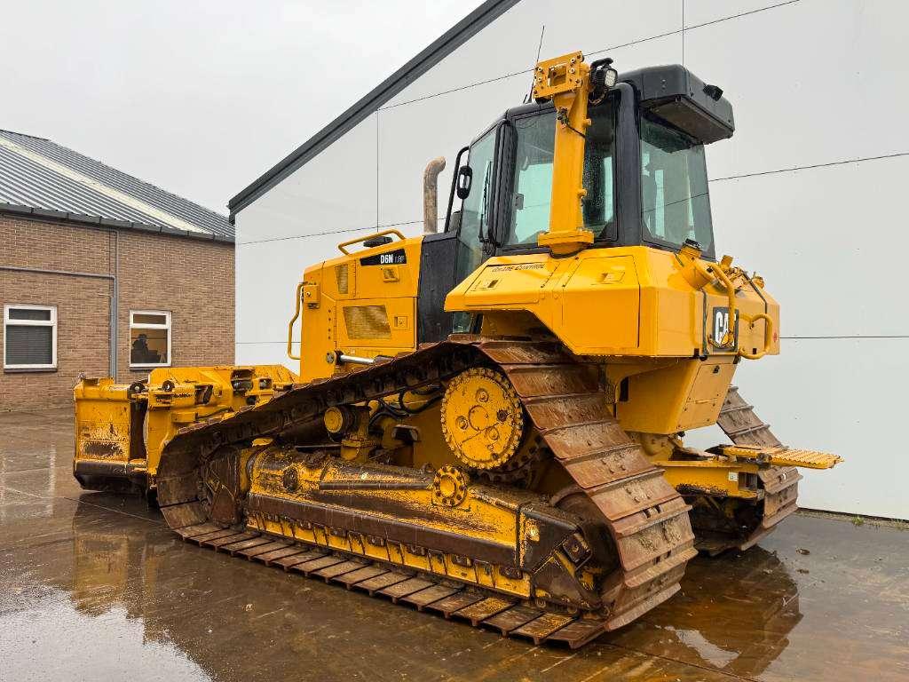 Caterpillar D6N LGP - German Machine / Folding Blade Foto 3