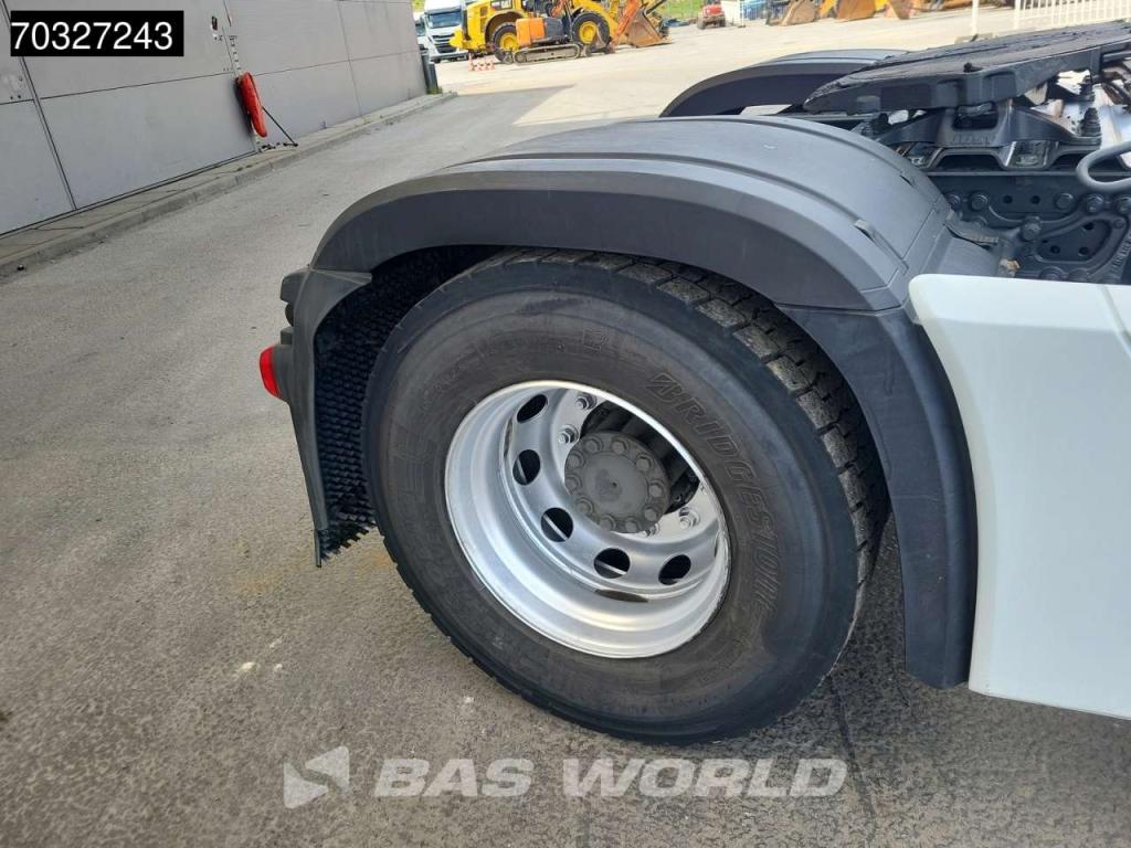 Mercedes-Benz Actros 1842 4X2 StreamSpace Retarder 70% Tyres Foto 17