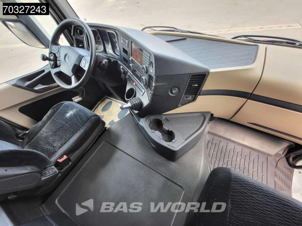Mercedes-Benz Actros 1842 4X2 StreamSpace Retarder 70% Tyres Foto 18