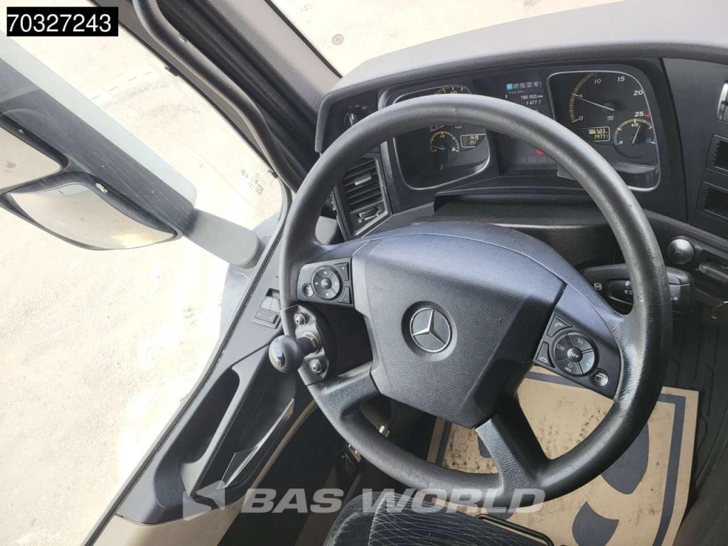 Mercedes-Benz Actros 1842 4X2 StreamSpace Retarder 70% Tyres Foto 21