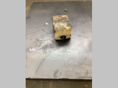 Vaschetta liquido radiatore per Fiat Hitachi EX 235 in vendita da Massucco T. Srl Area Ricambi