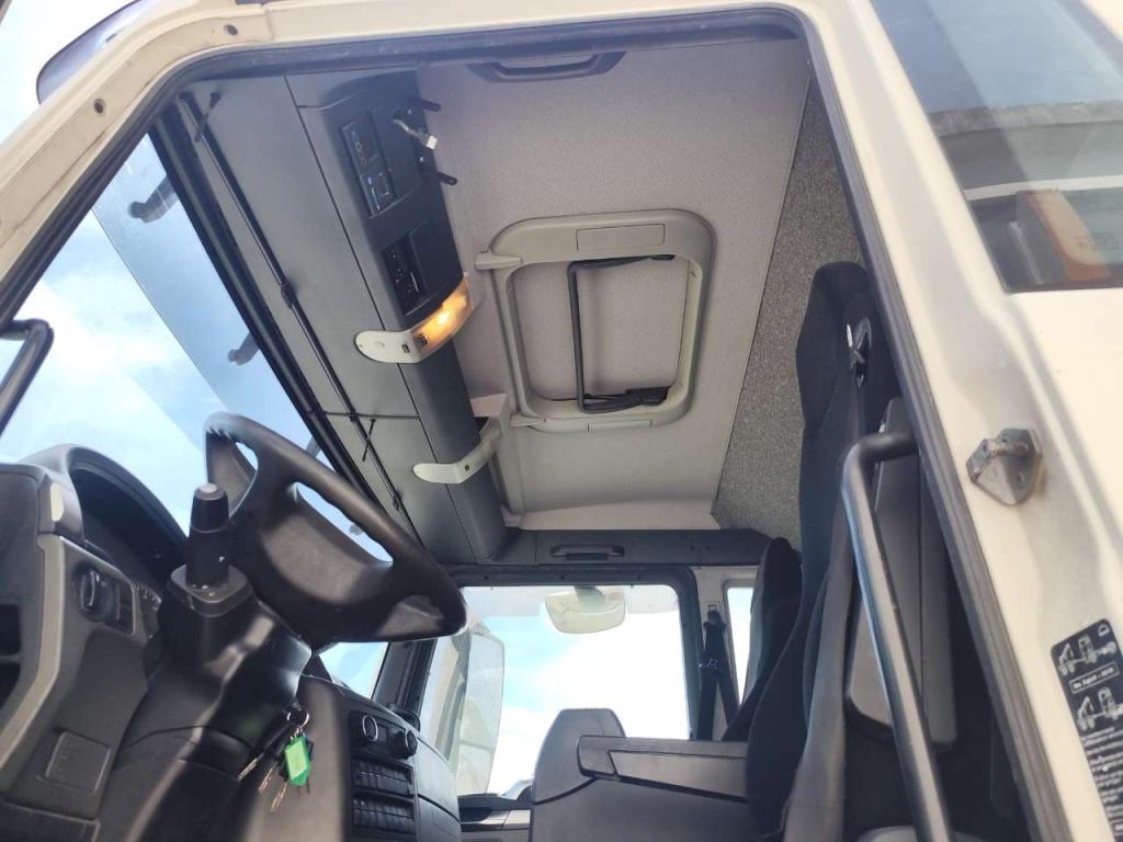 Man TGS 26.360 Foto 5