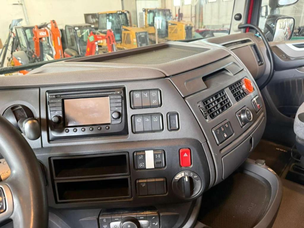 Daf 480 Foto 13