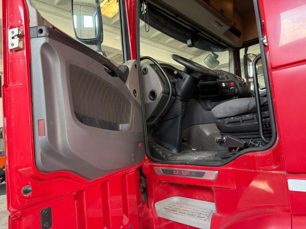 Daf 480 Foto 8