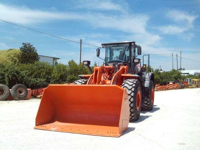 Hitachi ZW220-6 Foto 2