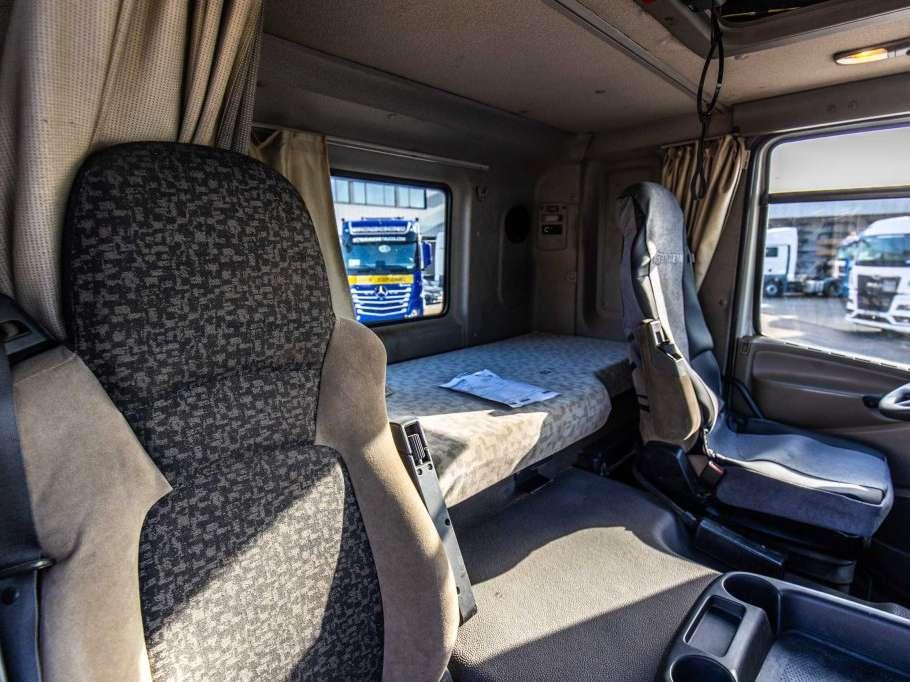Daf CF 85.410-8X4+MARREL 22T Foto 21