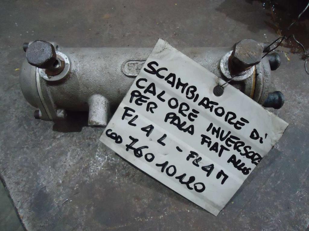 Scambiatore di calore motore per Fiat Allis FL4M-FL4L(CODICE 76010120) Foto 4
