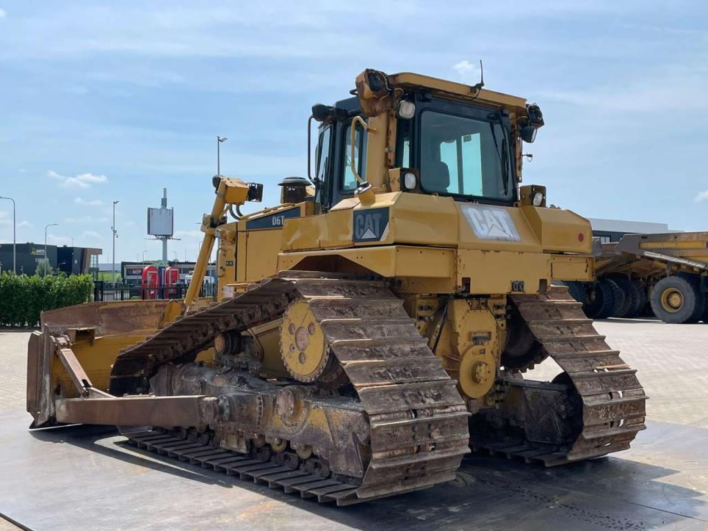 Caterpillar D6T LGP Foto 3