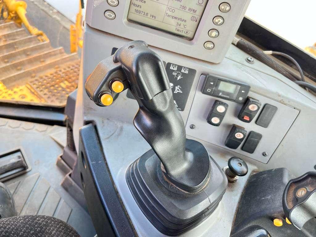 Caterpillar D8T - Ripper / German Machine Foto 10