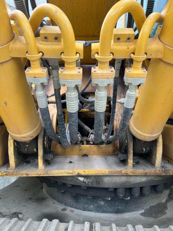 Komatsu PC210NLC-11 Foto 3
