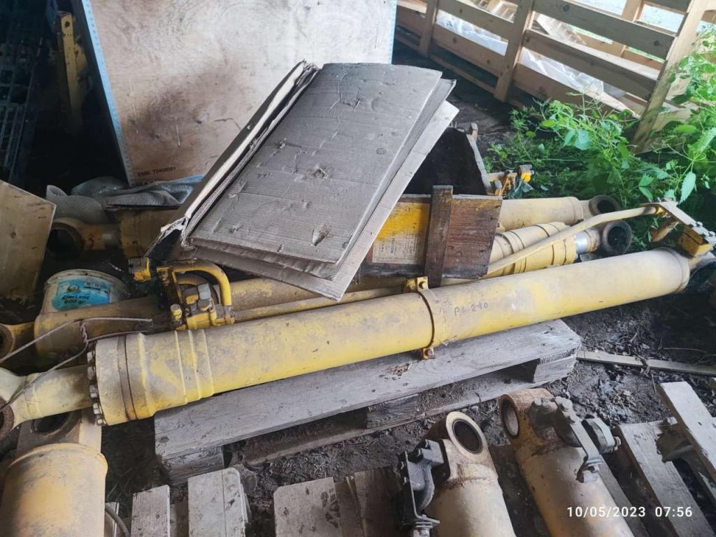 Komatsu PC210NLC-7 Foto 4