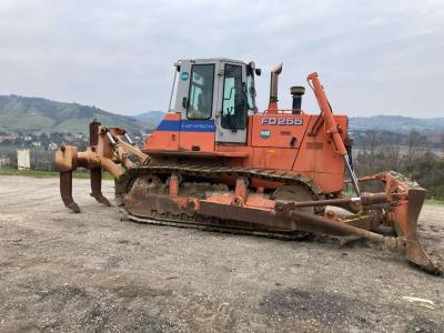 Fiat Hitachi FD 255 in vendita da Commerciale Adriatica MMT. Srl