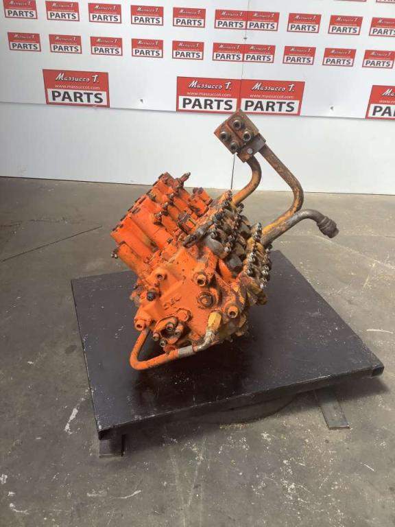 Distributore idraulico per Fiat Hitachi FH 400 Foto 2