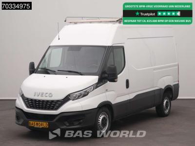 Iveco Daily 35S16 Automaat L2H2 3,5t Trekhaak LED Navi Airco Cruise Camera Imperiaal Euro6 L2 Airco Trekh in vendita da BAS World B.V.