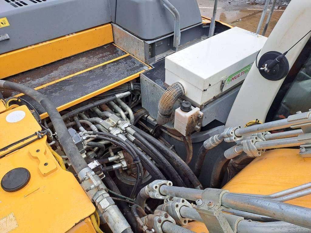 Liebherr R 946 LC Foto 24