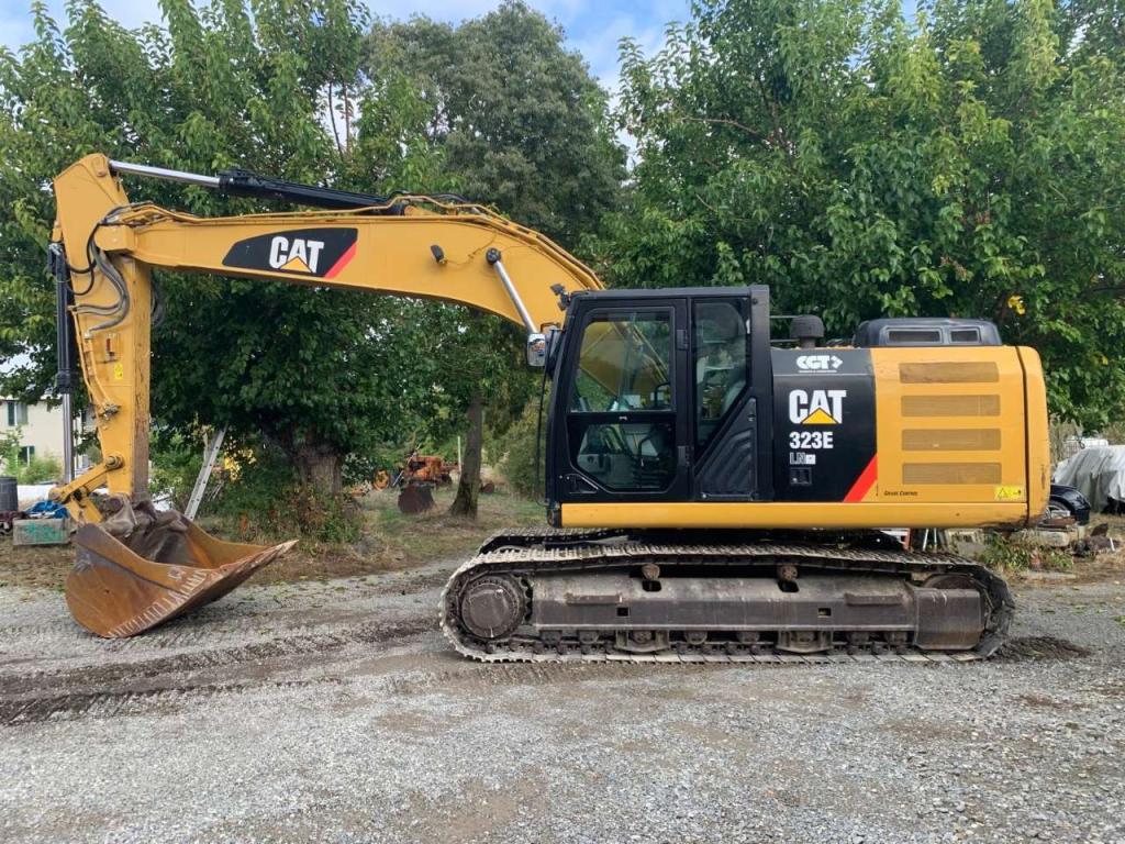 Caterpillar 323 E-LN Foto 1