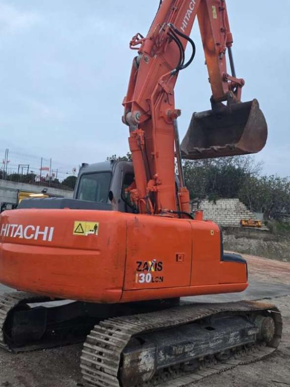 Hitachi ZAXIS 130 Foto 6