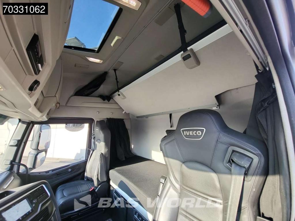 Iveco X-Way 570 6X4 Retarder Standklima ACC Navi Leder Foto 27
