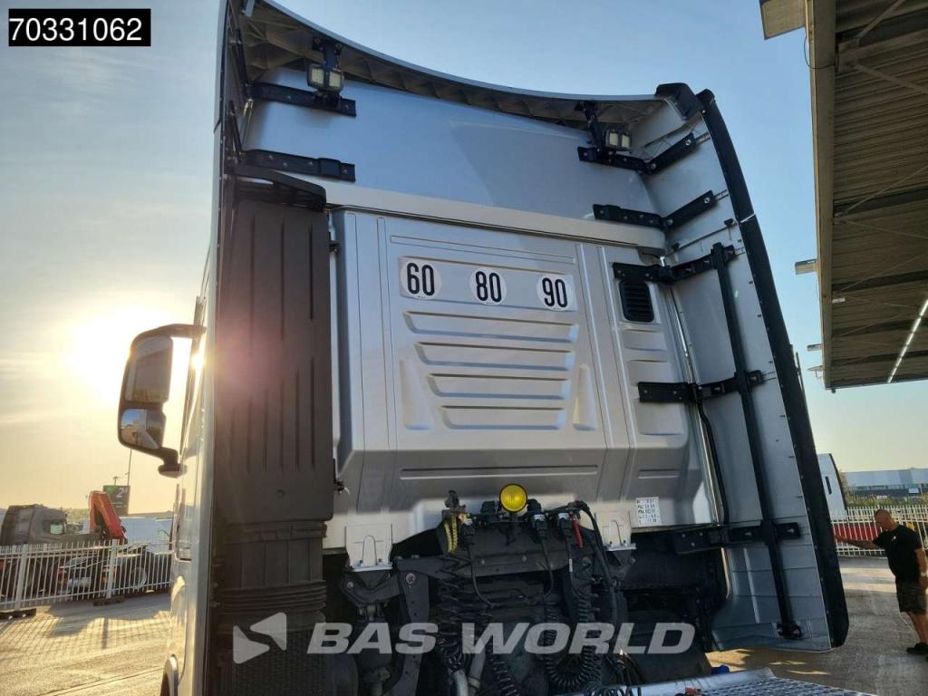 Iveco X-Way 570 6X4 Retarder Standklima ACC Navi Leder Foto 5