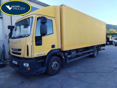 Iveco EUROCARGO CUBE 120E28P in vendita da Procida Macchine S.r.l.