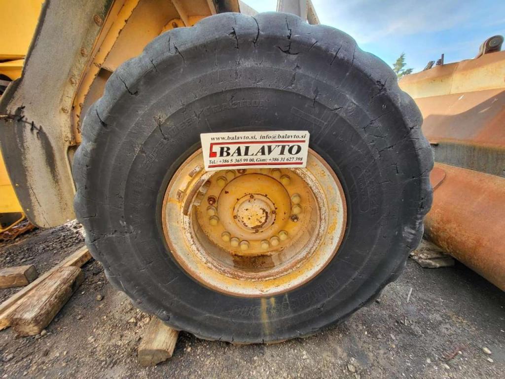 Volvo rims VOE11020575 for Volvo L110E, L120C, L120D, L120E Foto 6