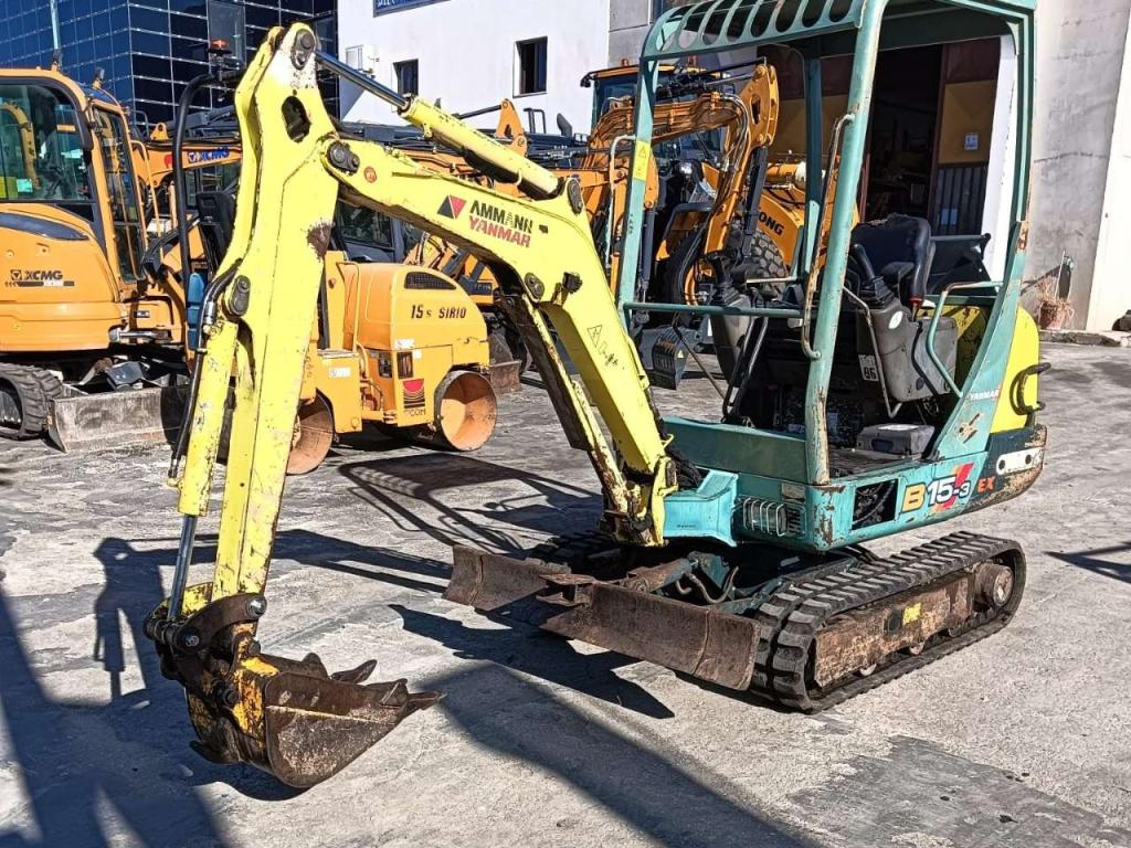 Yanmar B15 Foto 2