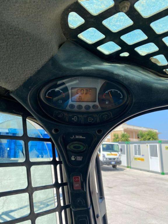 Bobcat T590 Foto 11