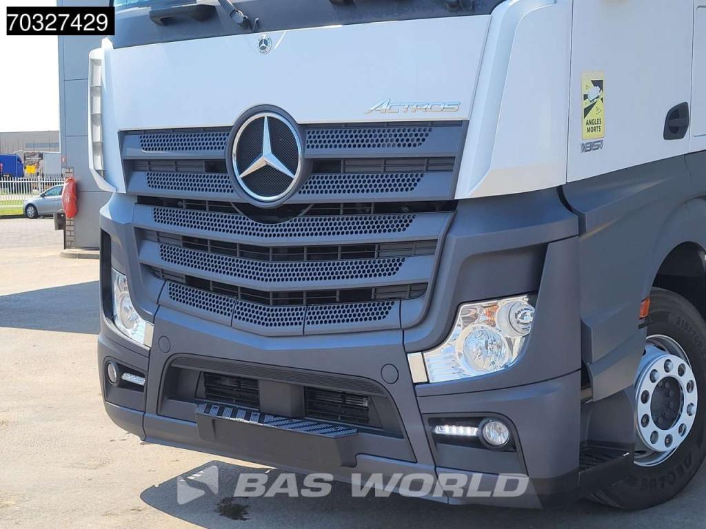 Mercedes-Benz Actros 1851 4X2 BigSpace 2x Tanks Standklima Foto 10