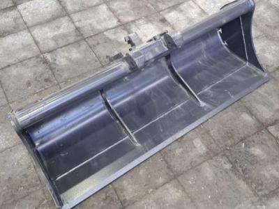 Benna pulizia fossi in vendita da C.A. E P. Ghetti Spa