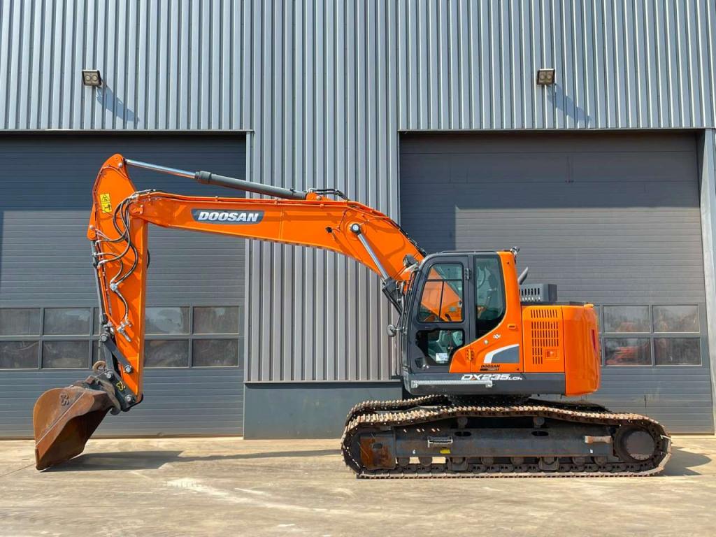 Doosan DX235LCR-5 Foto 1
