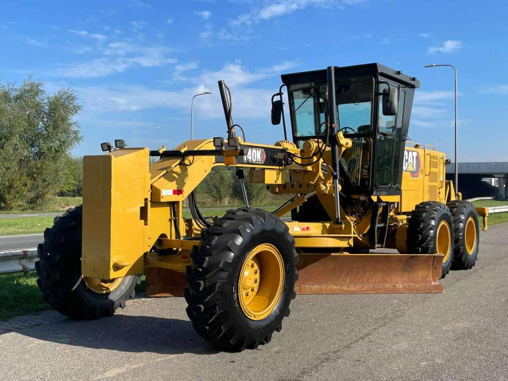 Caterpillar 140k Foto 2