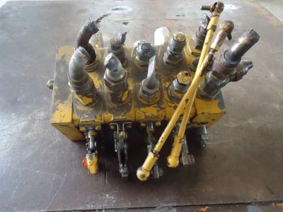 Distributore idraulico per Venieri 12.23 in vendita da OLM 90 Srl