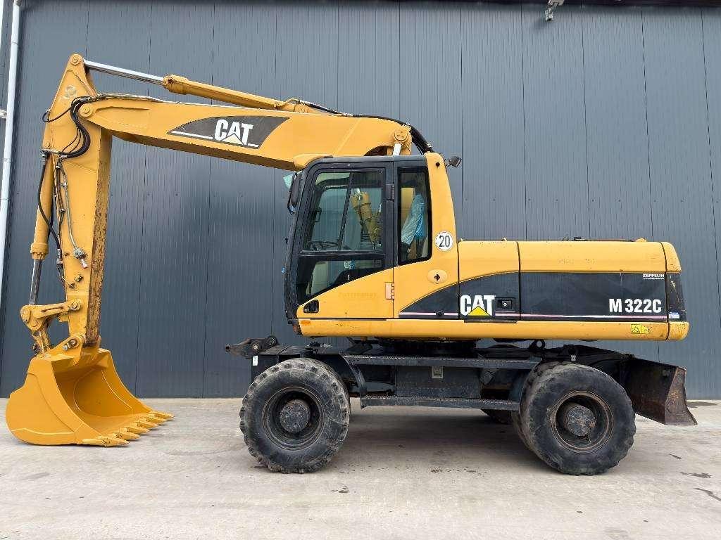 Caterpillar M322C Foto 2