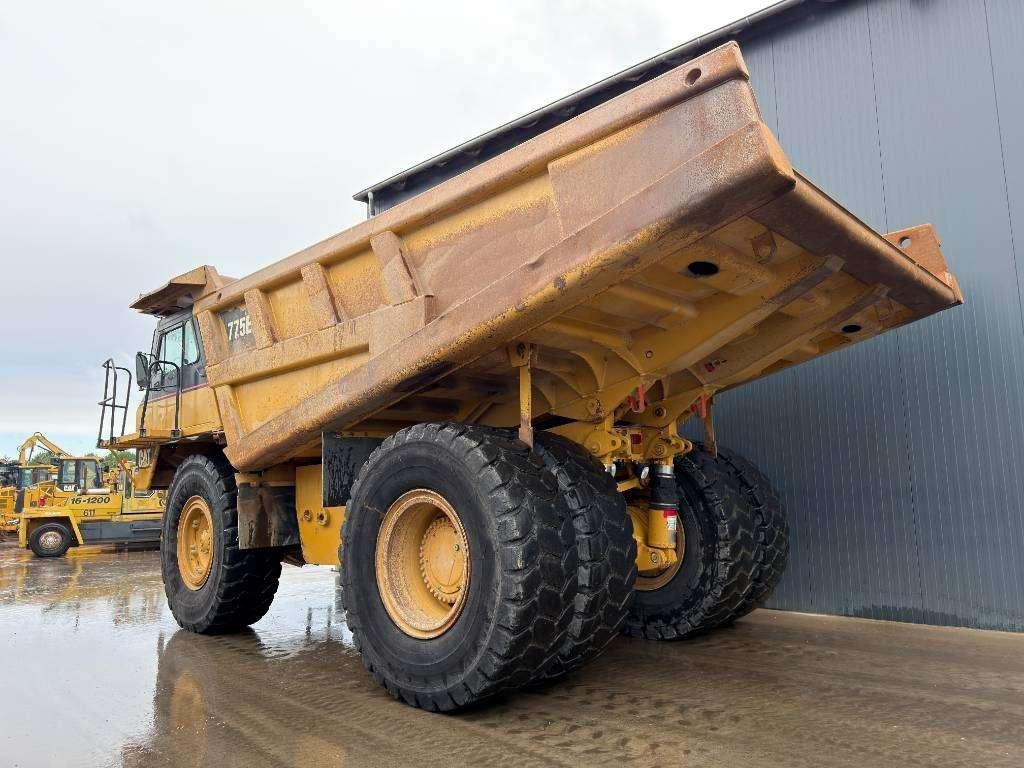 Caterpillar 775E Foto 2