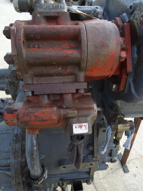 Pompa idraulica per Fiat Kobelco W270 Foto 1