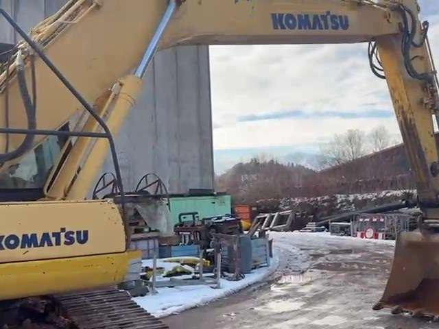 Komatsu PC 230  NHD Foto 2