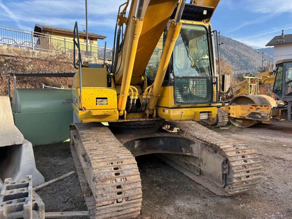 Komatsu PC 230  NHD Foto 3