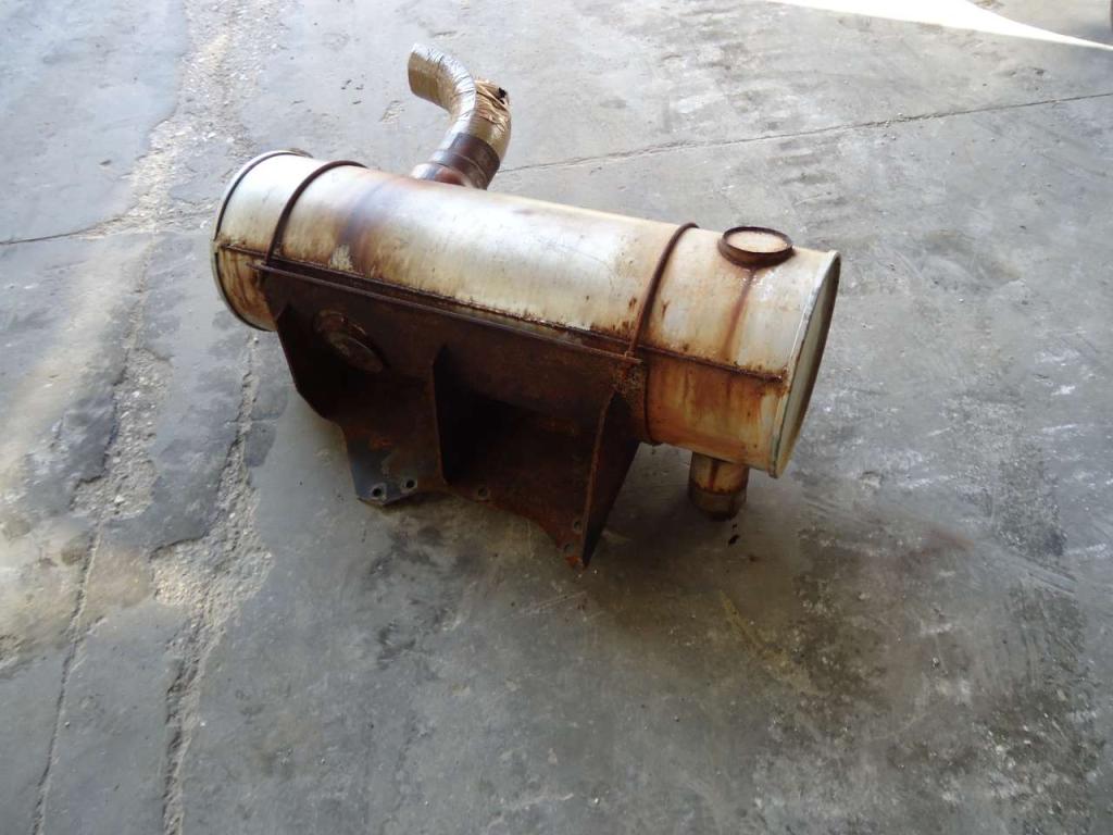 Silenziatore per New Holland E385B Foto 2